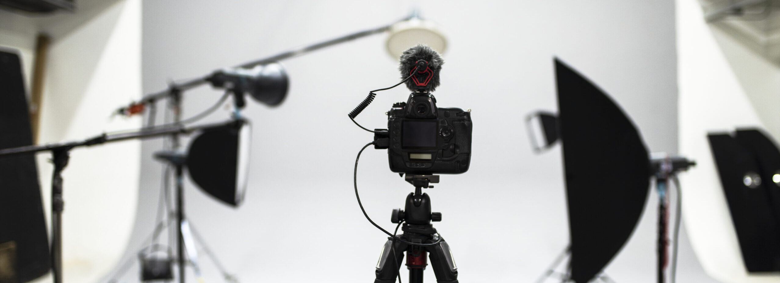 ugc shoots in sector 16 noida